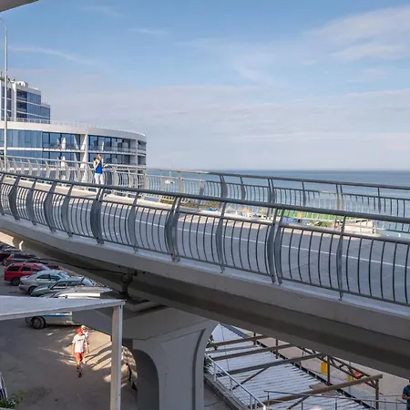 Brand New Near The Sea With Terrase Апартаменти Одеса