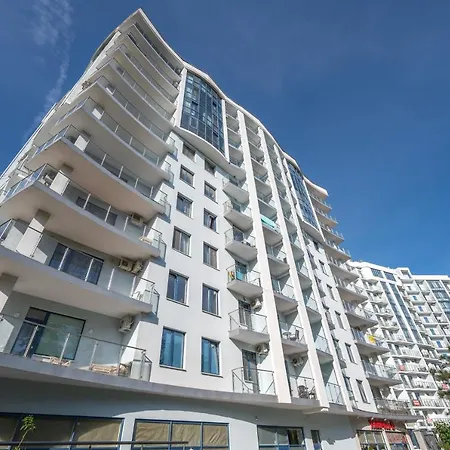 Апартаменти Brand New Near The Sea With Terrase